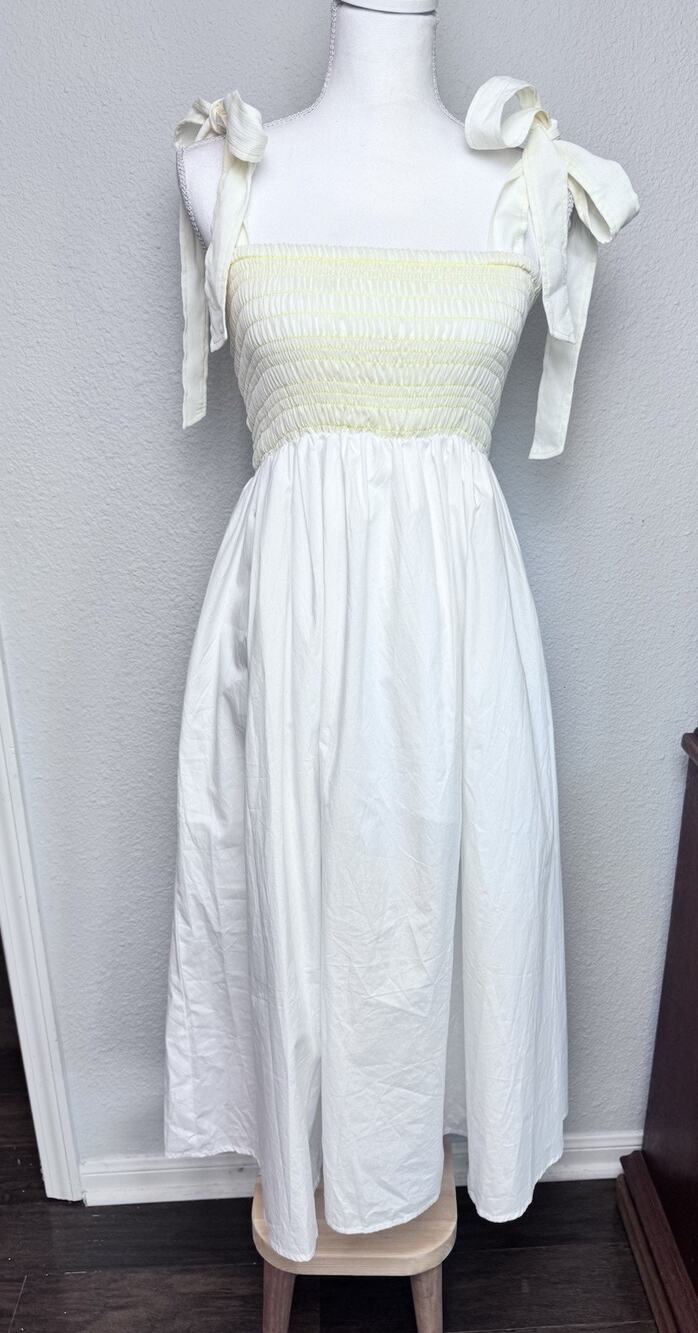 Kourt Drew Anthropologie Dress SZ S Smocked Lined White party dress romantic